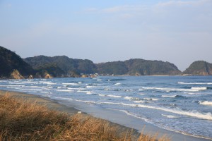 真冬の日本海サーフィンが楽しくなる方法